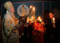 Loukia
Δεῦτε λάβετε φῶς, ἐκ τοῦ ἀνεσπέρου φωτός, καὶ δοξάσε