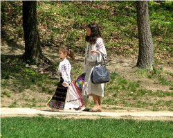 ursache 
 Spiritual journey...mother and daughter