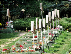 ursiy 
 Prislop cemetery