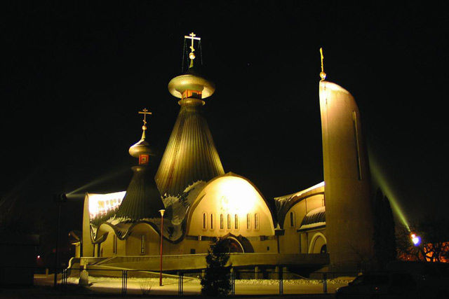 Orthodoxy by night