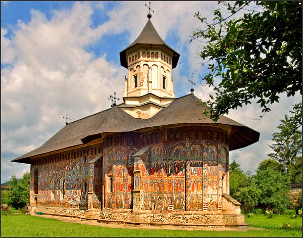 Sucevitza paint church