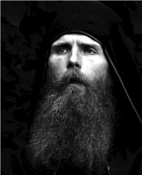 lazar 
Монах - Monk 
2006-06-20 02:51:13