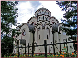 dragoj03 
Црква у Добоју 
2006-07-14 07:01:33