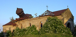 Haydamak 
Ruined church in Ujkowice 
2006-08-16 17:21:08