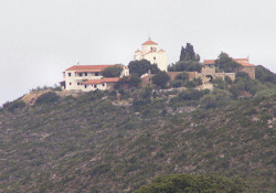 labyrinth 
Monasterie of Panagia Evagelistria in South Lakonia - Greece 
2006-09-14 12:00:44