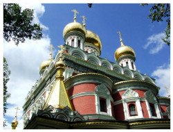 boby1945 
The "Russian" church nearby Shipka side view 
2006-10-16 14:12:13