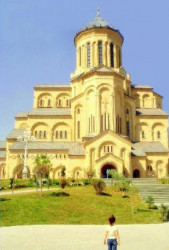 Shorenochka 
Cathedral of Holy Trinity in Tbilisi 
2007-03-12 00:48:28