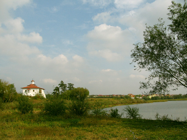 Cernica Monastery - the Paraclit and the lake