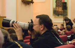 paparazo 
Prota Pavle 
2007-11-20 14:00:24