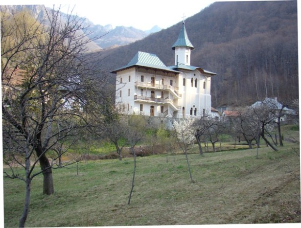 Turnu monastery /Călimăneşti