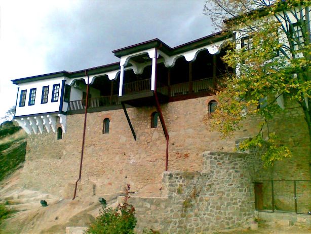 Manastirski Konaci