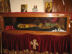 maria 
Αγ. Φιλούμενος Ιεροσόλυμα- Holy relics of Newmartyr Filoumenos of Jerusalem 
2008-12-19 14:23:02