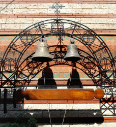 iliana 
The bells at the Monastery of Saint Theodora 
2008-12-29 22:25:37