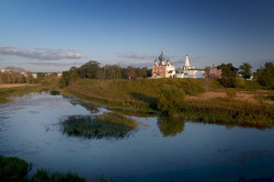 shpak 
Suzdal. Kamenka. 
2009-01-12 08:40:12