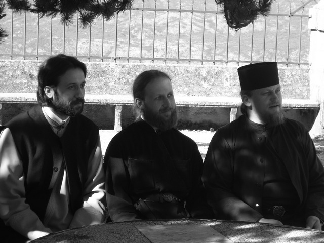 Fathers:Sasza,Sawa i Sergiusz in Monaster Ostrog