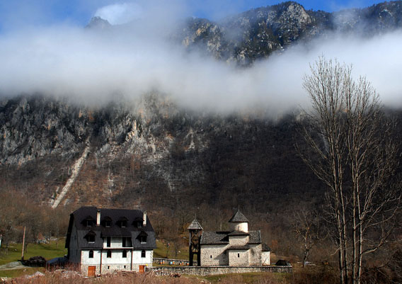 Manastir Dobrilovina - kanjon rijeke Tare