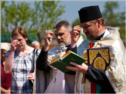 Mariusz50 
Jelonka - uroczystość poświęcenia pól i zagród  
2009-06-18 21:09:12