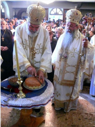 hadziratko 
Сабор српских светитеља–Слава Еп. бихаћко-петровачке 
2009-09-14 10:39:44