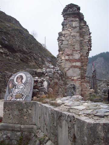 МАНАСТИР СВЕТИХ АРХАНЂЕЛА, ПРИЗРЕН