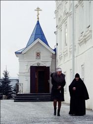 inistea 
Kazan Monastery 
2010-03-06 00:00:39