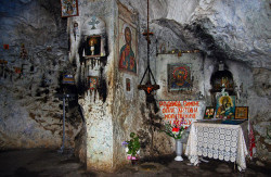 VladiN 
Grotto of Simon the Cananit (Грот Симона Кананита) 
2010-03-10 10:29:34