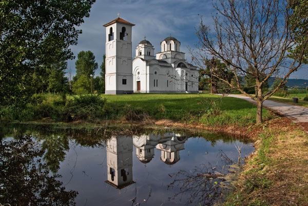 Crkva Svetih Apostola Petra i Pavla