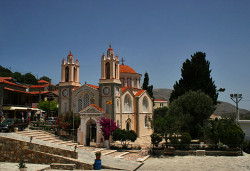 alik 
St Panteleimon church, Siana, Rhodes 
2010-08-03 10:17:04