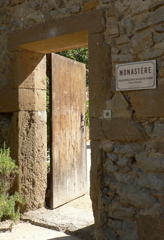 Monaster Solan