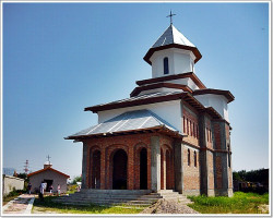 Florina 
Slujba in Paraclisul Bisericii de la Buda | Cornetu 
2010-10-13 23:06:07