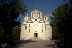 Djole 
Црква Светог Ђорђа-Опленац 
2010-11-05 06:53:06