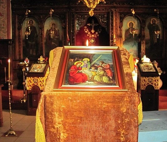 Лк.2: 10-11 - "Ето, благовестя ви голяма радост, защото днес 