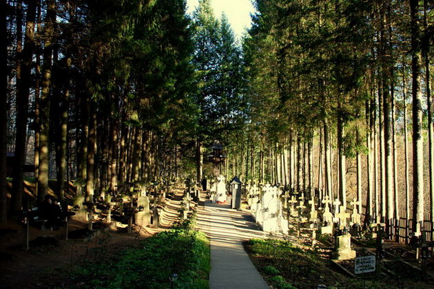† Cimitirul Sihăstriei †