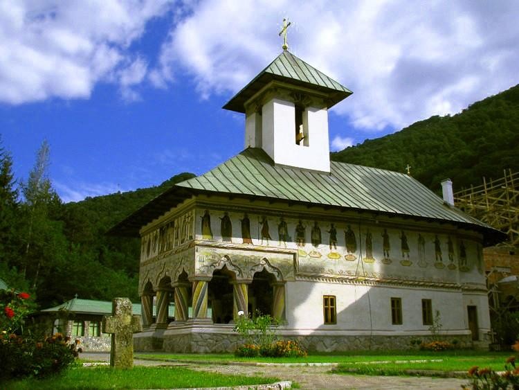 Mănăstirea Lainici - biserica veche