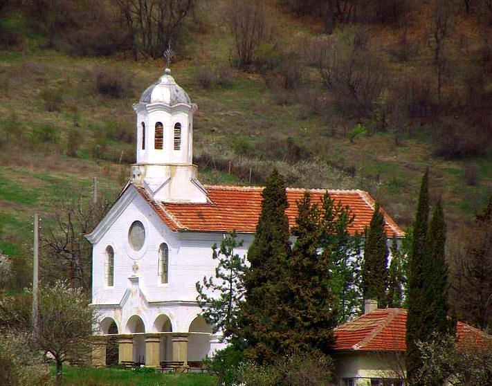 храм "Св. Параскева" – с. Люляк, Старозагорско