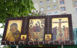 Aimilianos 
Icons 
2011-05-14 20:16:32