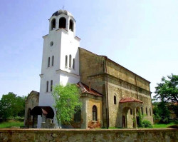 Nikolay_BG 
храм "Свети Николай" - гр. Меричлери 
2011-06-28 21:12:56
