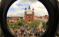 jarek 
Suprasl monastery from the bell tower 
2011-08-16 12:26:51