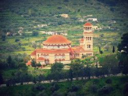 theodora 
Saint Nektarios Monastery, Aigina 
2 
2011-08-29 16:26:24