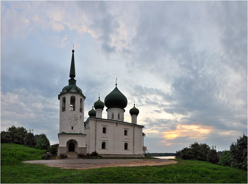 Старая Ладога. Рассвет.