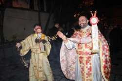 fatherdaniel 
Censing during the procession of Plashanitsia 
2012-04-15 09:08:29