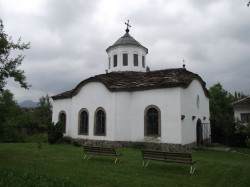 Nikolay_BG 
Новоселски  манастир  "СветаТроица" - гр.Априлци 
2012-07-10 18:45:51