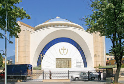 VladiN 
Resurrection Cathedral in Tirana (Воскресенский кафедральный собор в Тиране) 
2012-08-06 11:06:53