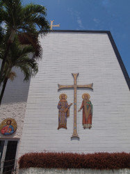 angus 
St Constantine and Helen Greek Orthodox Cathedral Honolulu, Hawaii 
2012-08-29 04:07:49