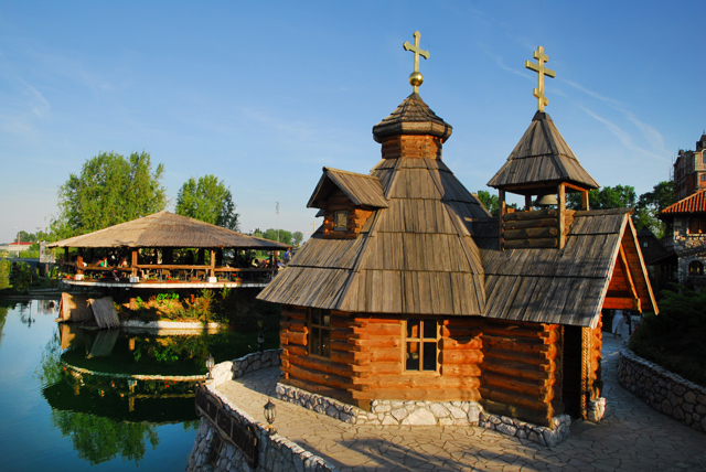 КРСТ И ЗВОНА НАД СРБИЈОМ---Cross and the bells tone up of Serbia, 221