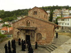 Demetrios 
Ιερός Ναός των Αγίων Αναργύρων Καστοριάς | Church of Agioi Anargiri, Kastoria 
2013-02-08 21:12:36