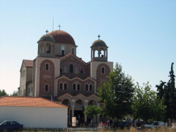 Nesko 
Црква Св.цара Константина и царице Јелене у Неа Врасни 
2013-06-19 23:38:50