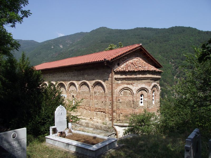 Костницата на Бачковския манастир