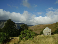 Pavlina 
The Mountain Temple - Храм в лоното на планината 
2013-10-16 22:33:58