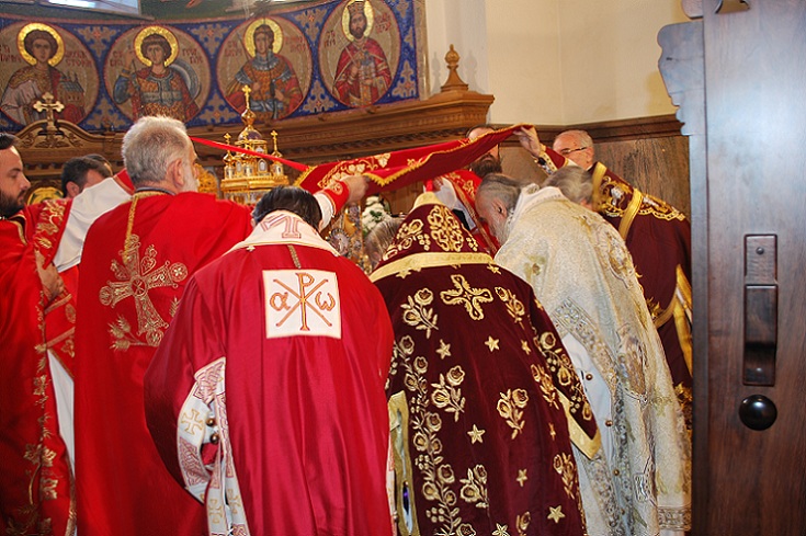 Освећење Часних Дарова