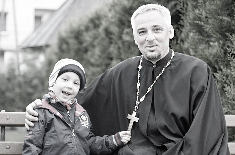 fr Marek Jurczuk with his son